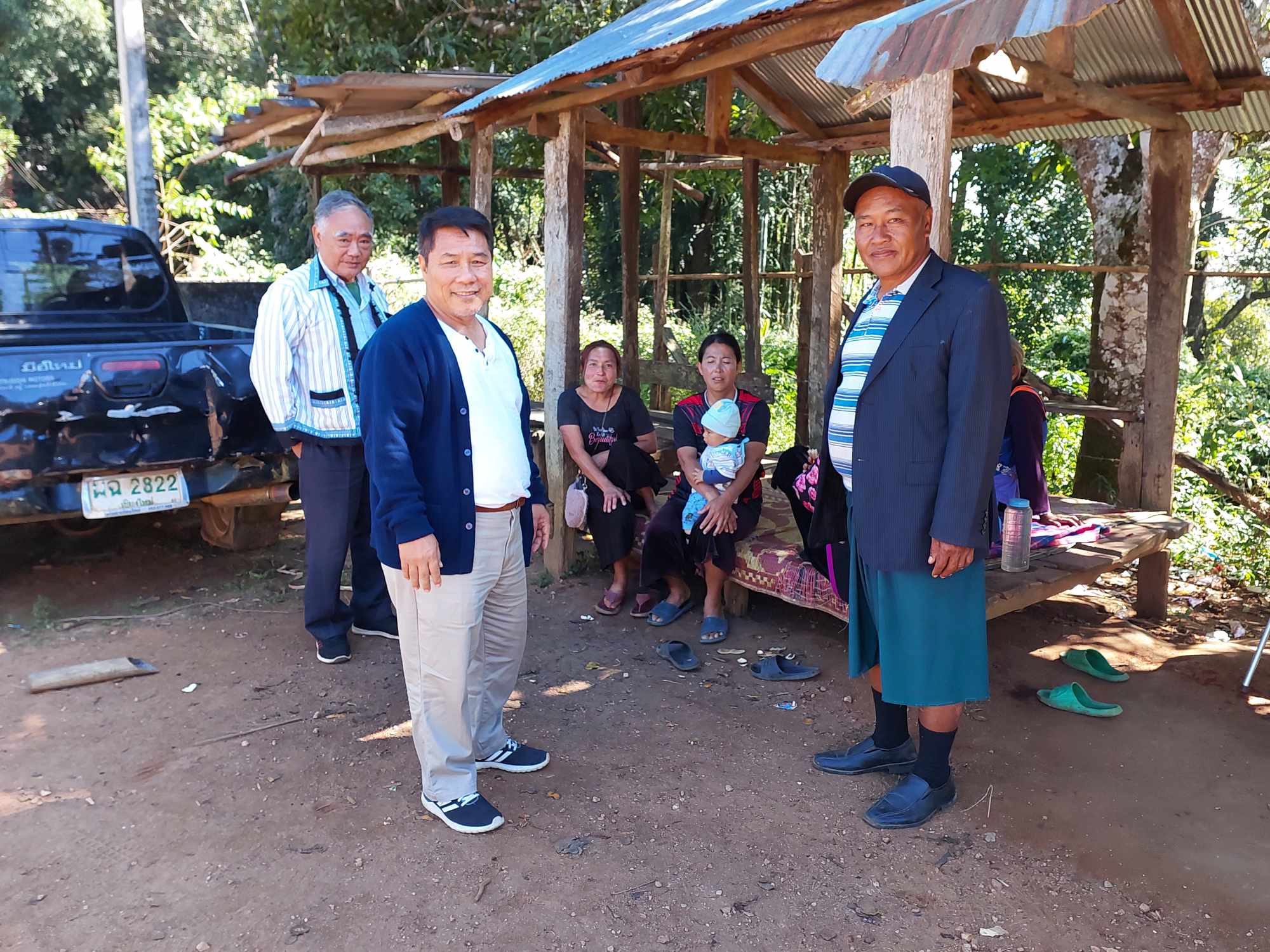 Stephen and Bible students on a visit to mountain villages in Northern Thailand